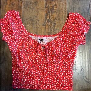 Women’s SO red floral crop top size medium